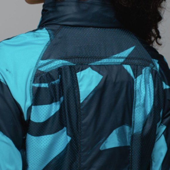 (2175) LULULEMON Back Pack It Jacket Sz 8 **LOVED** - Picture 6 of 16
